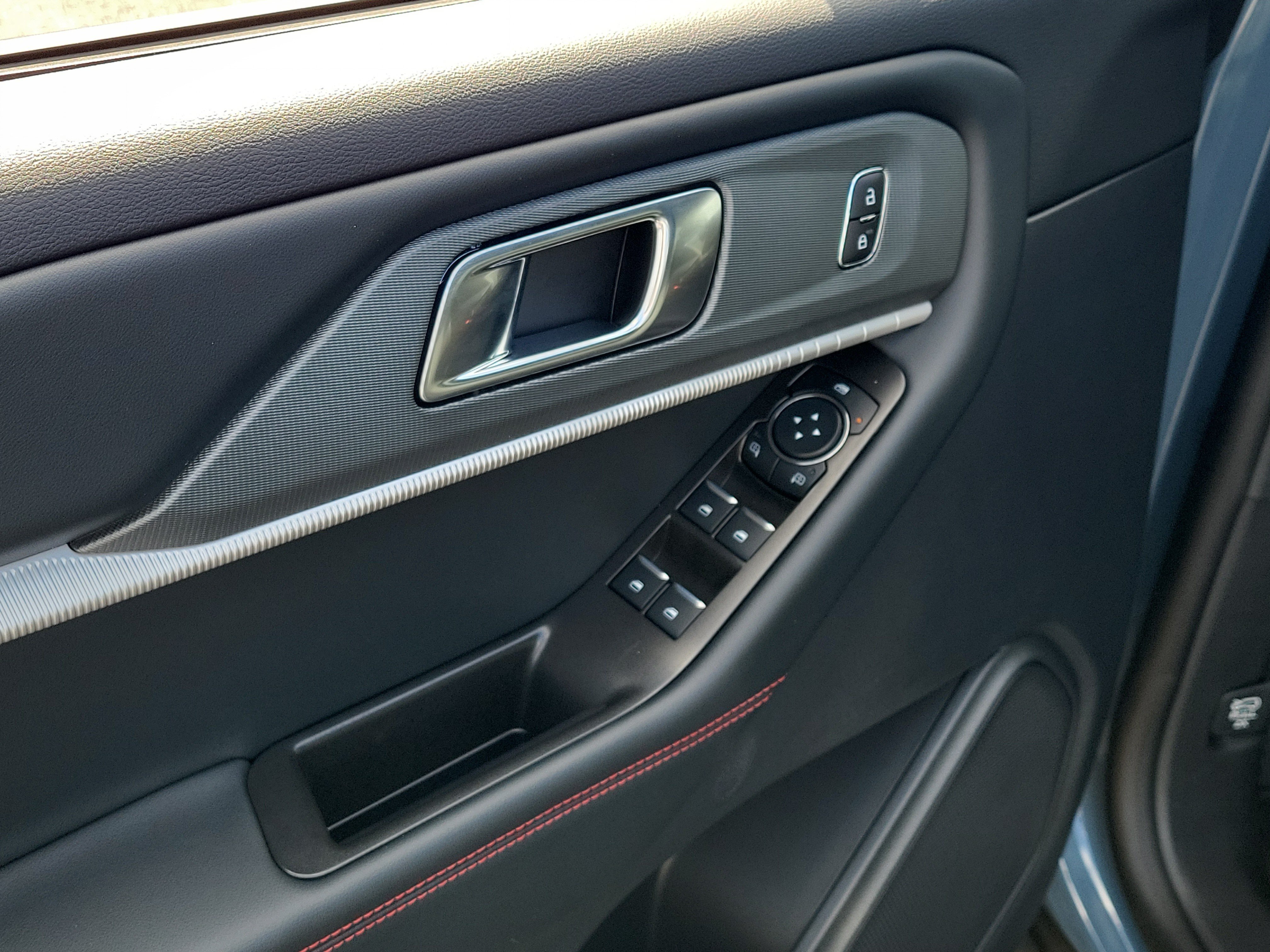 Used 2026 Vapor Blue Ford ST-Line image 19