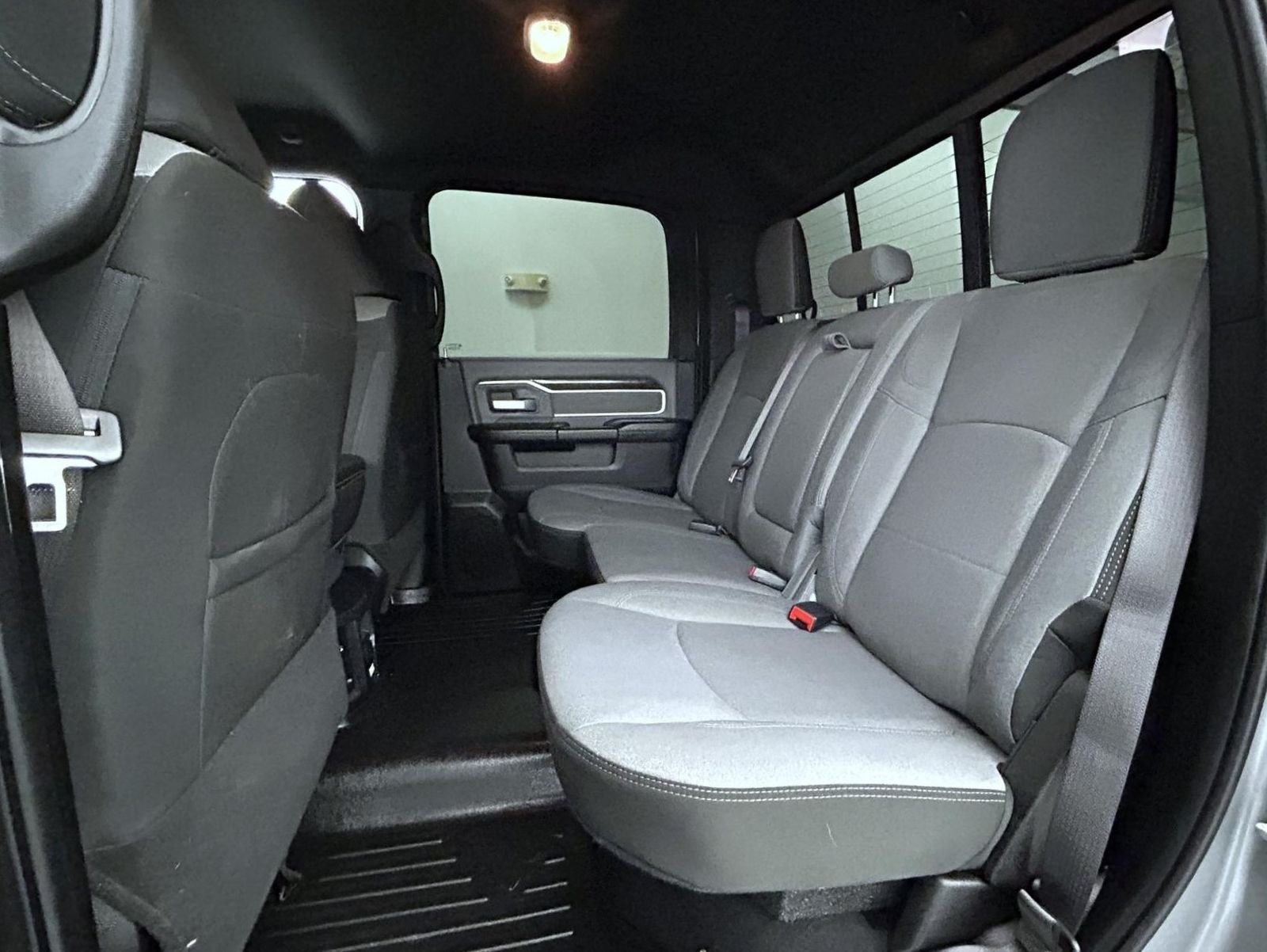 Used 2022 Silver Ram Big Horn image 19