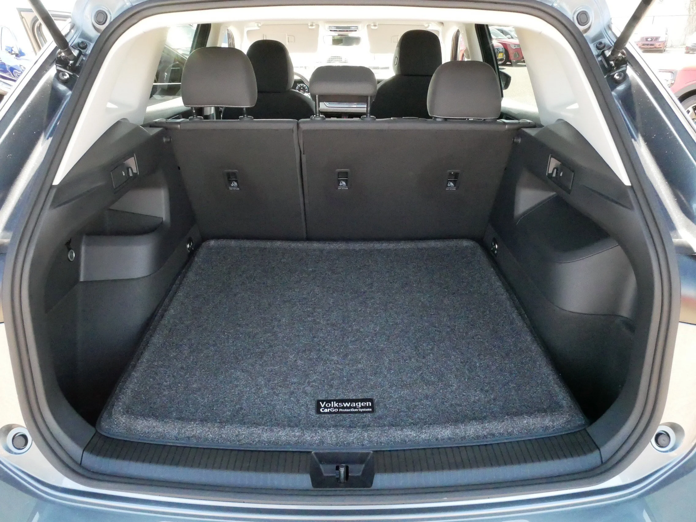 Certified Used 2025 Platinum Gray Metallic Volkswagen S image 18