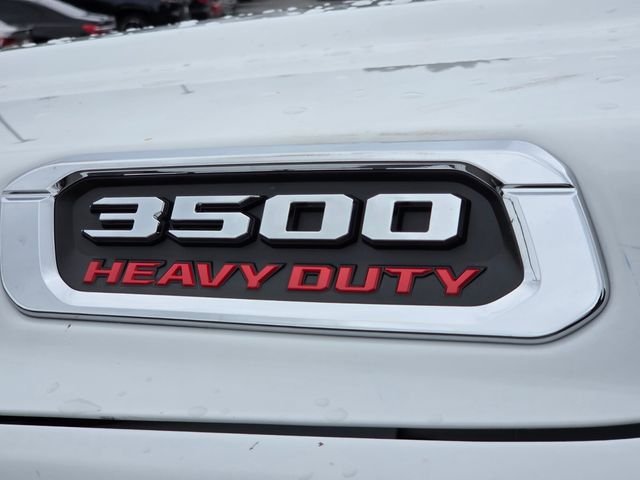New 2026 Bright White Clear-Coat Exterior Paint RAM Tradesman image 30