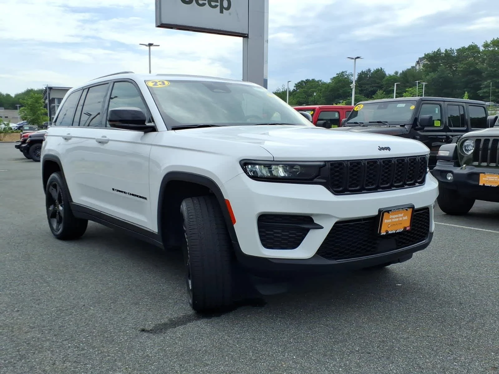 Certified Used 2023 Bright White Clearcoat Jeep Altitude image 5