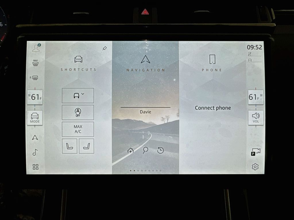 New 2026 Fuji White Land Rover S image 15
