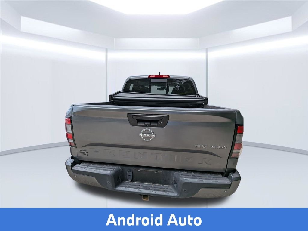 Used 2023 Gray Nissan SV image 4