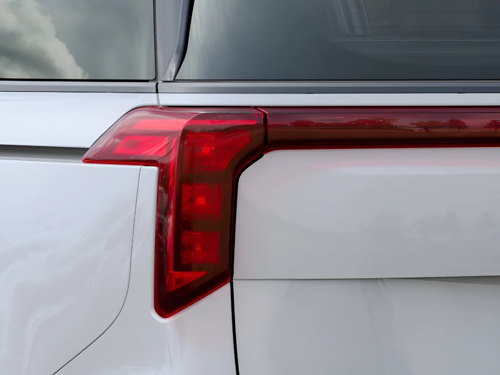 New 2027 Snow White Pearl Kia EX image 26