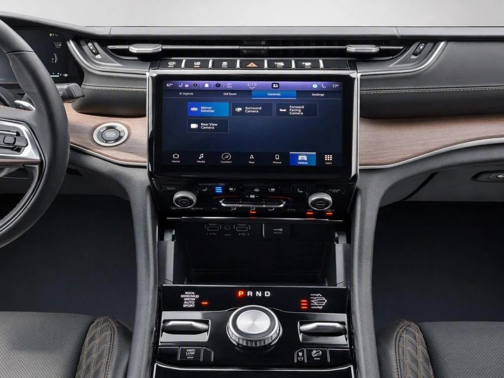 Used 2022 Diamond Black Crystal Pearlcoat Jeep Summit image 25