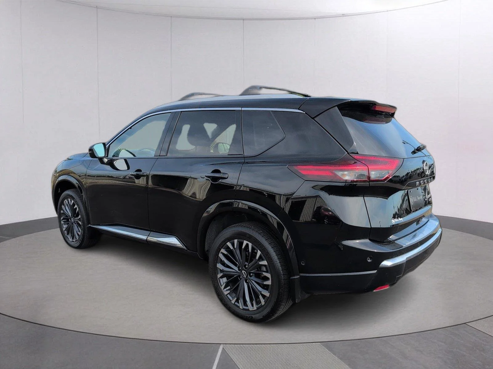Used 2026 Super Black Nissan Platinum image 3