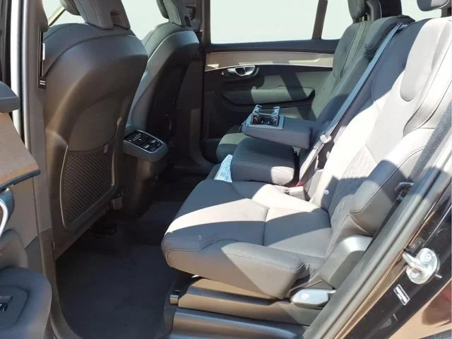 Used 2026  Volvo Plus image 18