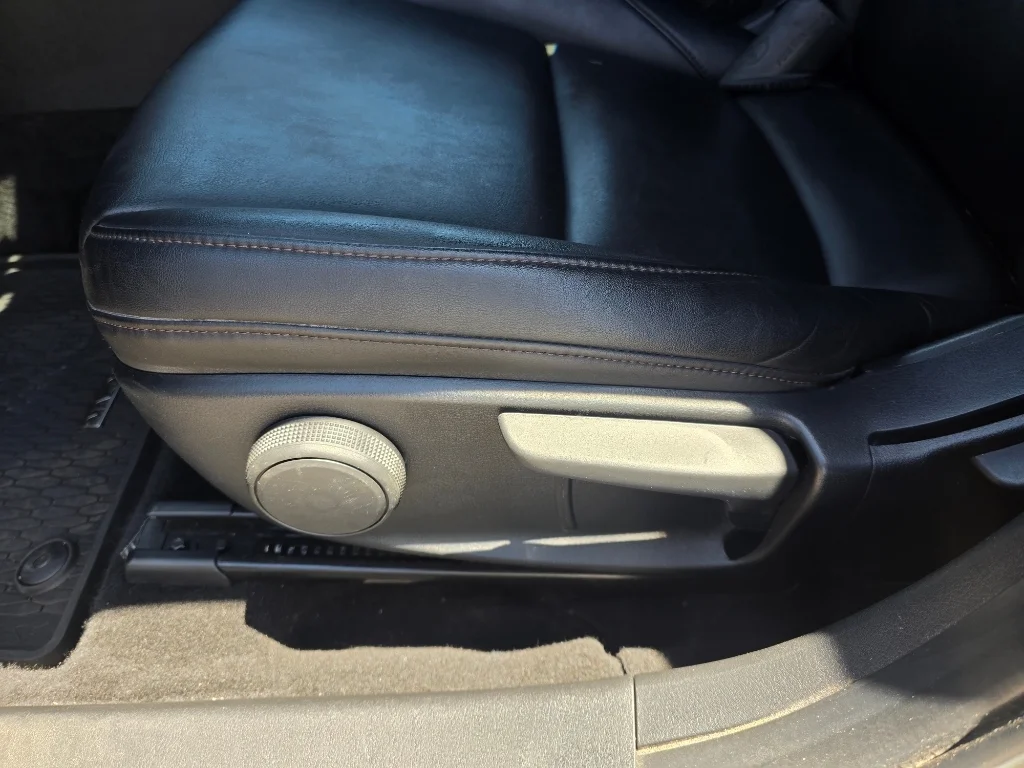 Used 2021 Machine Gray Metallic Mazda Select image 31