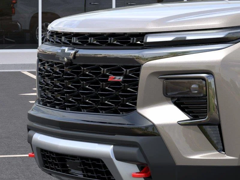 New 2027 Sandstone Gray Chevrolet Z71 image 13