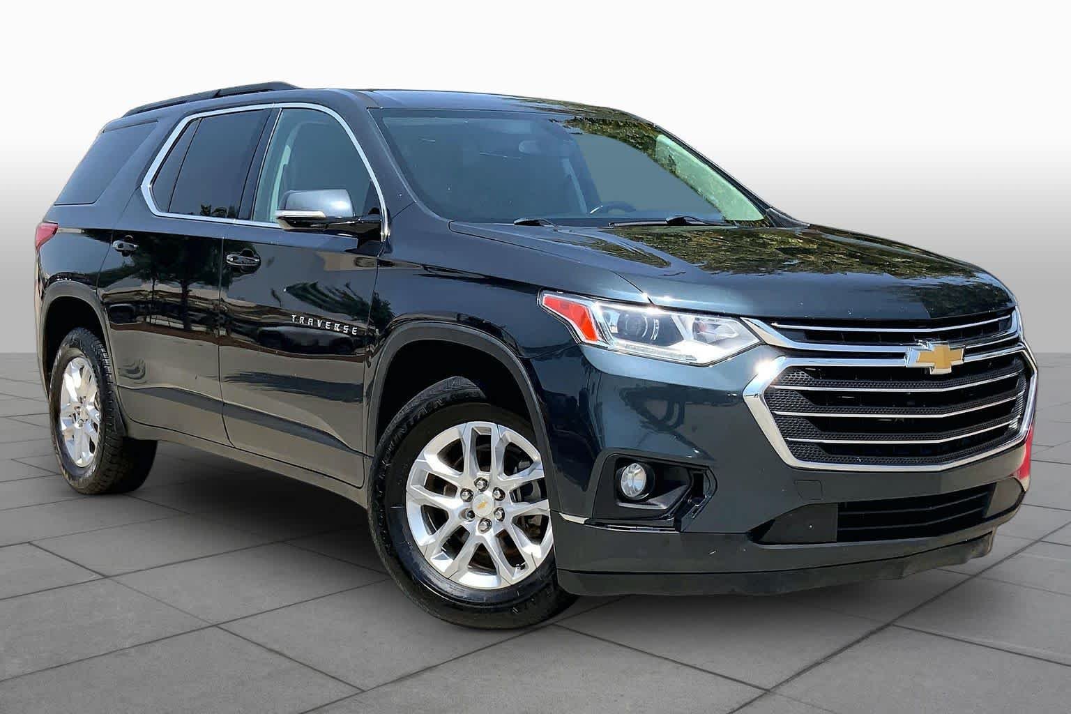 Used 2019 Chevrolet Traverse 1LT with VIN 1GNERGKW4KJ104288 for sale in Oklahoma City, OK
