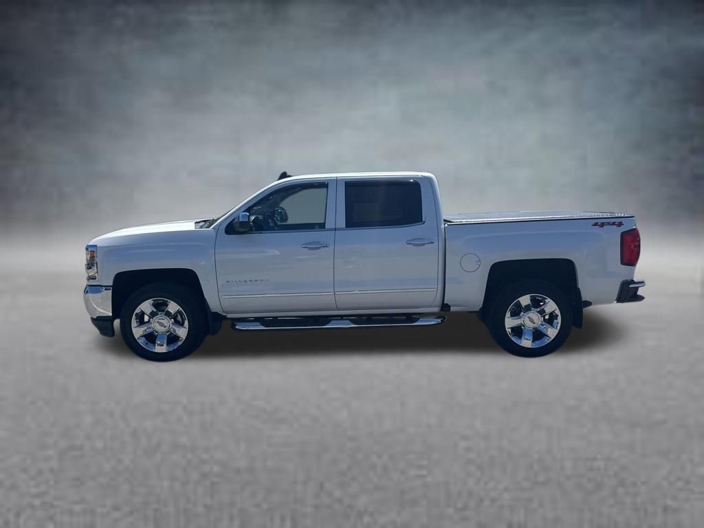 Used 2018 IRIDESCENT PEARL TRICOAT Chevrolet LTZ image 2