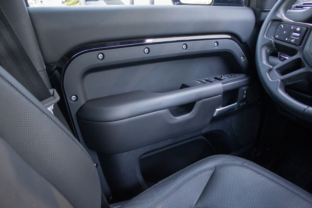 Used 2025 Carpathian Grey Prem Met Land Rover V8 image 19