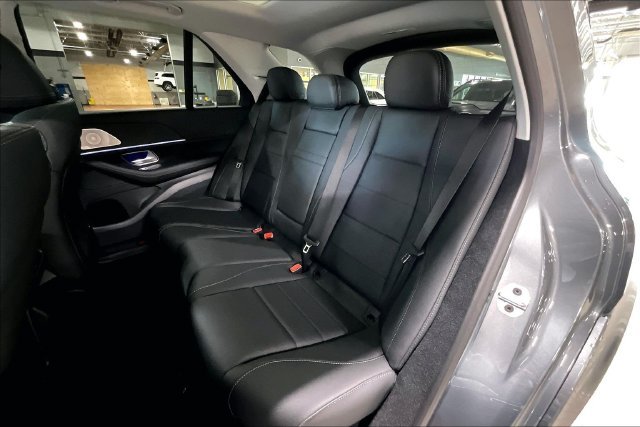 New 2026 Selenite Grey Metallic Mercedes-Benz GLE 450 image 8