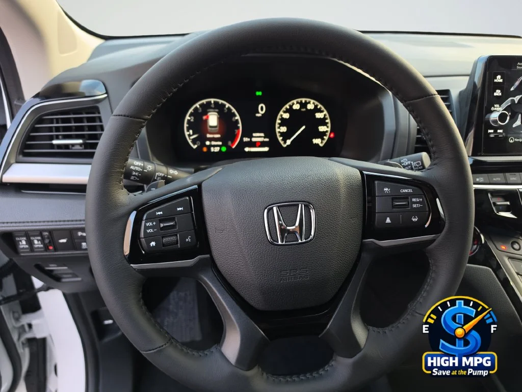 New 2027 Platinum White Pearl Honda Touring image 13