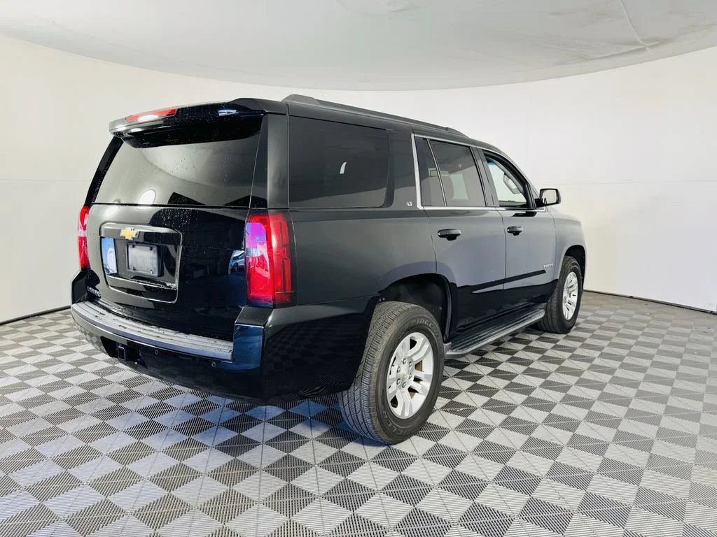 Used 2020 BLACK Chevrolet LT image 29