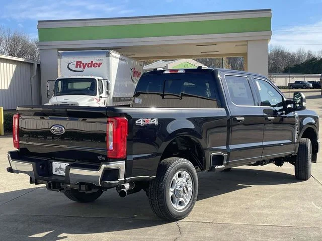 New 2026 Black Ford XLT image 3