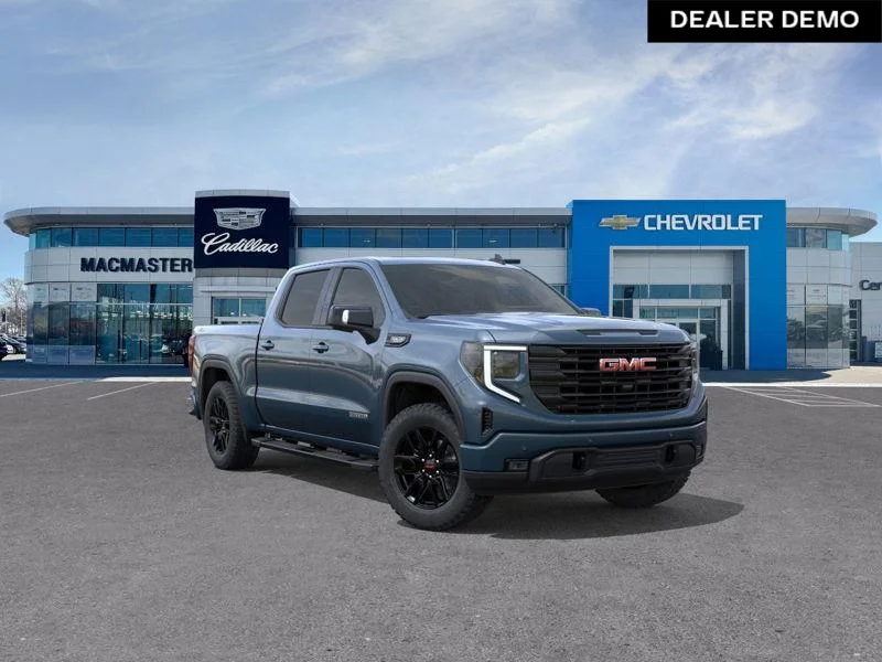 Used 2026  GMC Elevation image 1