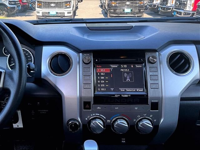Used 2016 Black Toyota SR5 image 6