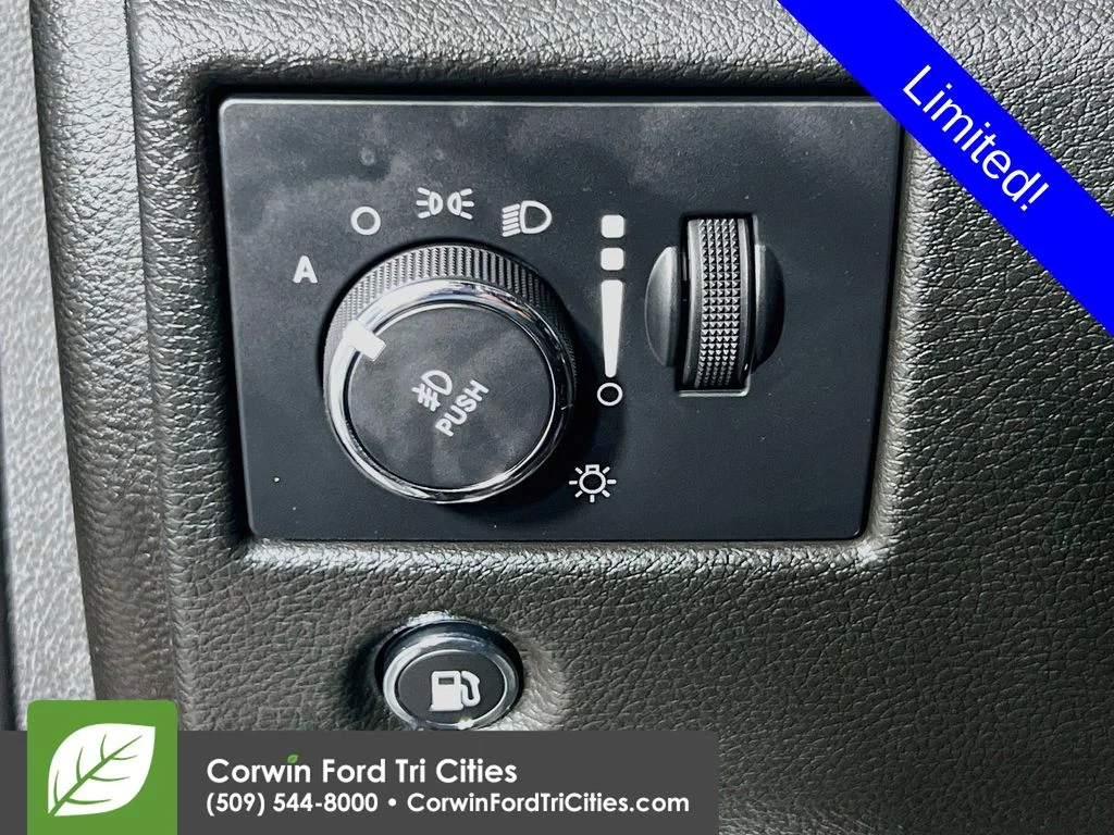 Used 2021 Granite Crystal Clearcoat Metallic Jeep Limited image 19