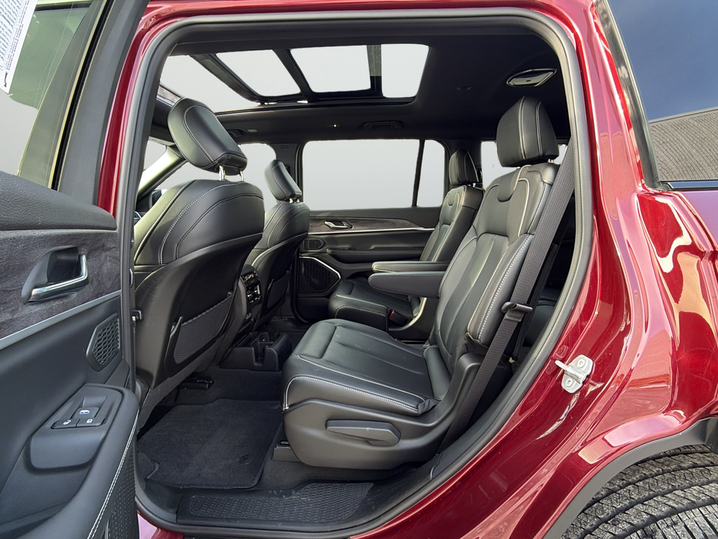 Used 2025 Red Jeep Limited image 18