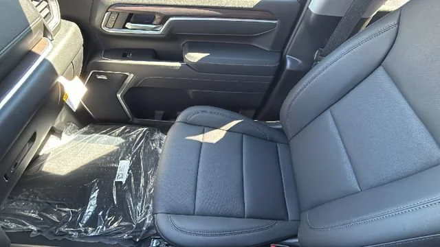 2026 GMC Sierra 2500HD SLT - Photo 12