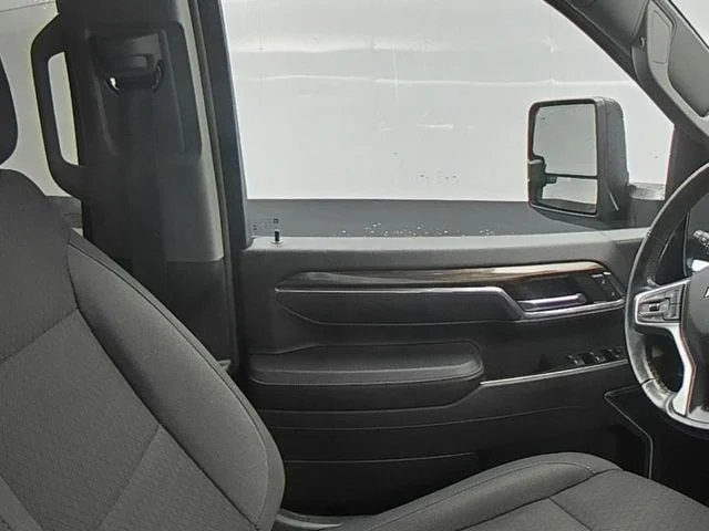Used 2024 Gray Chevrolet LT image 34