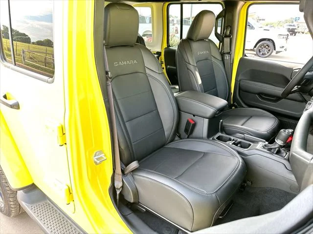 New 2023 High Velocity Clear-Coat Exterior Paint Jeep Sahara 4xe image 24