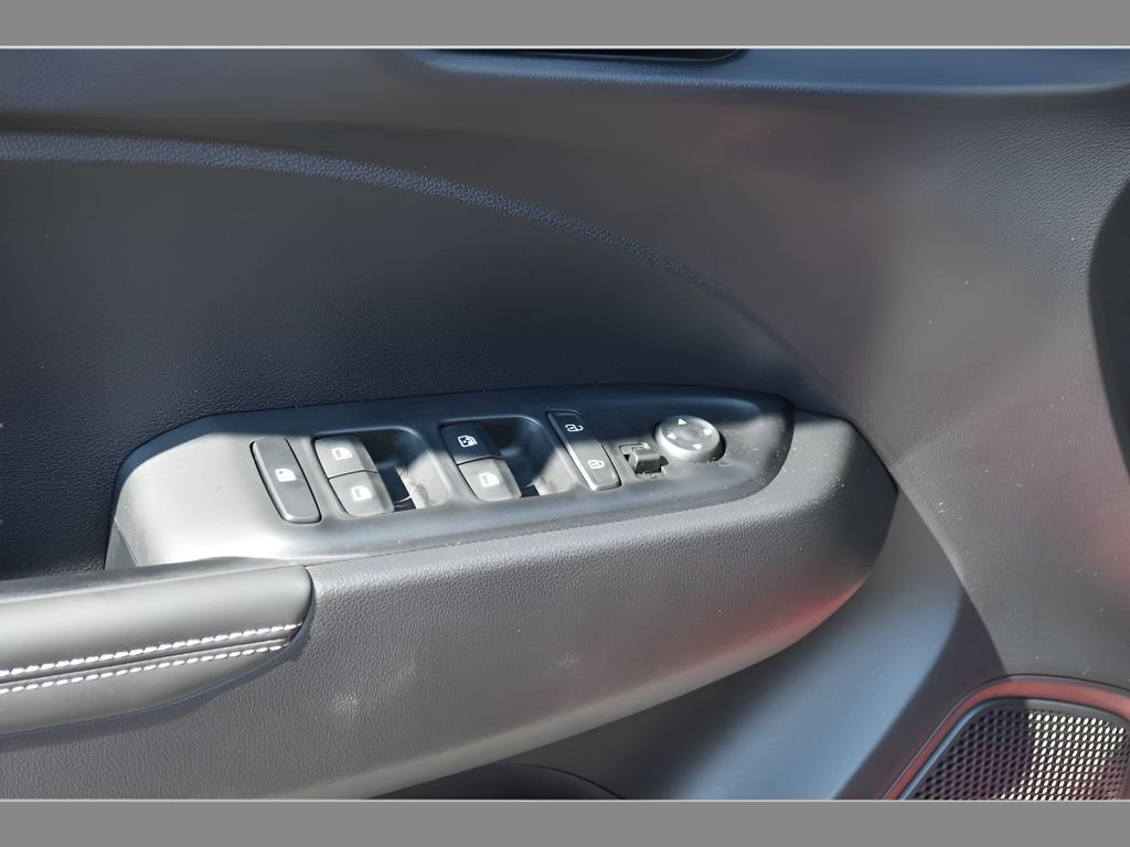 Used 2025 ULTIMATE RED Hyundai Limited image 17