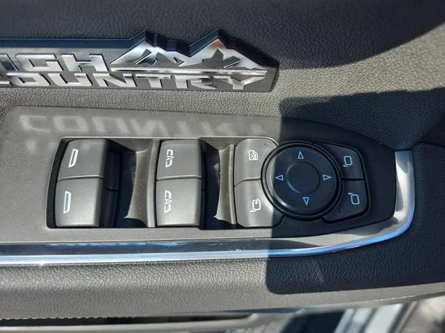 New 2026 Sterling Gray Metallic Chevrolet High Country image 28