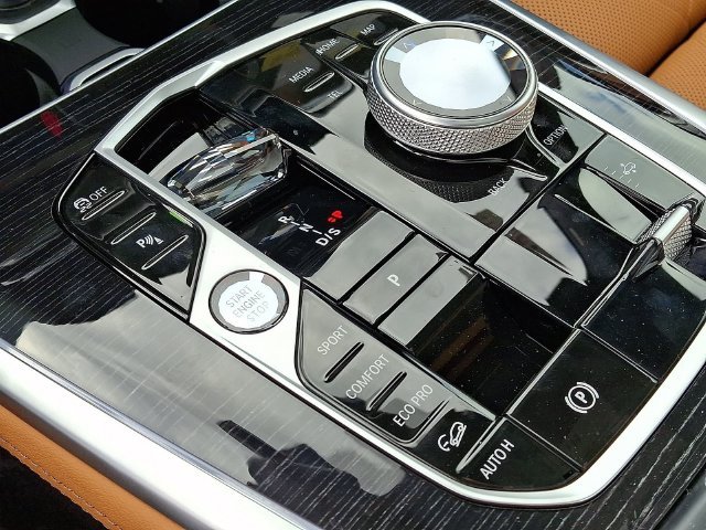 New 2027 Black Sapphire Metallic BMW xDrive40i image 13