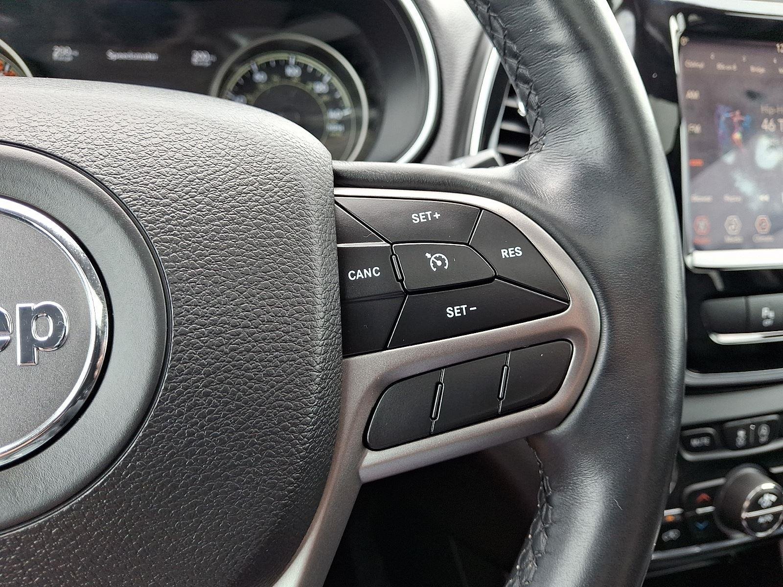 Used 2019 Velvet Red Pearlcoat Jeep Limited image 21
