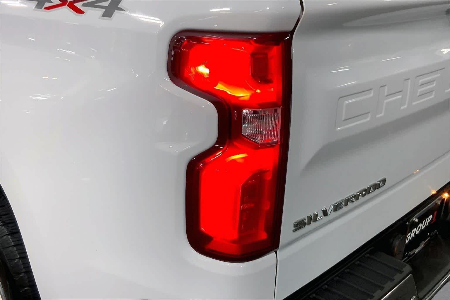 Used 2021 Summit White Chevrolet LTZ image 29