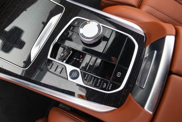 2026 BMW X5 M60i - Photo 27
