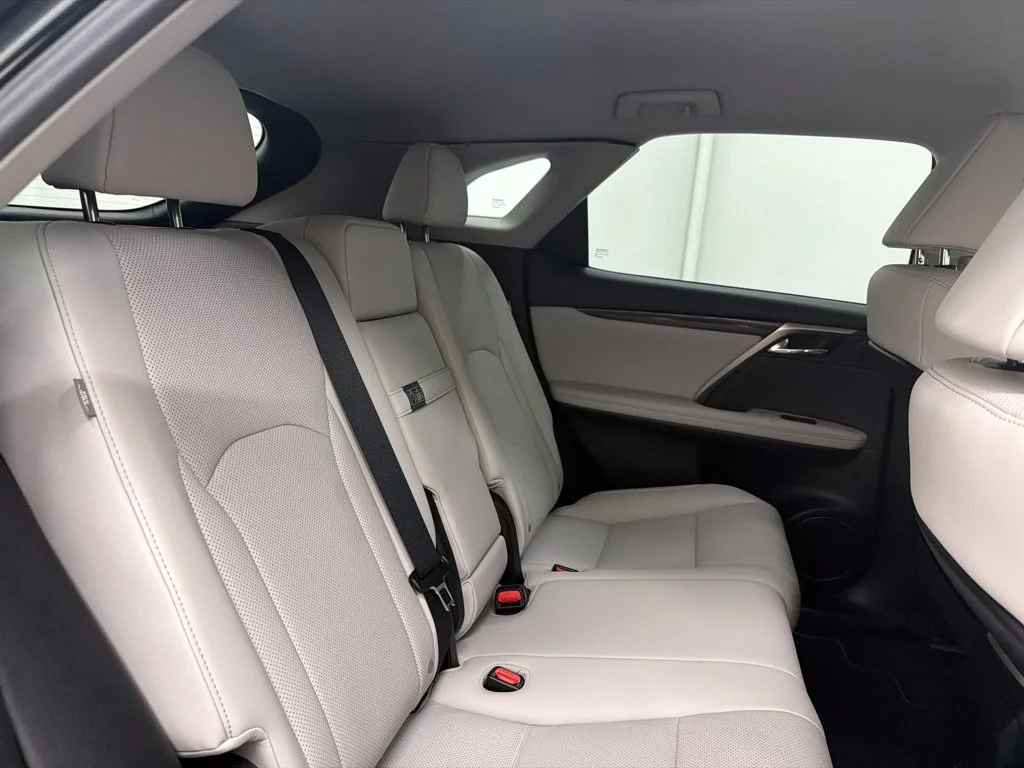 Used 2022 Black Lexus 350 image 29