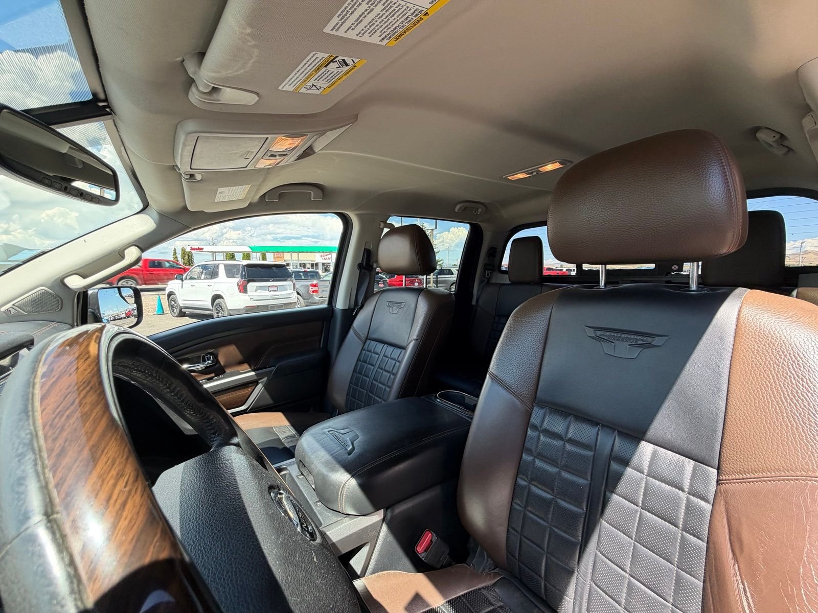 Used 2017 Java Metallic Nissan Platinum Reserve image 8