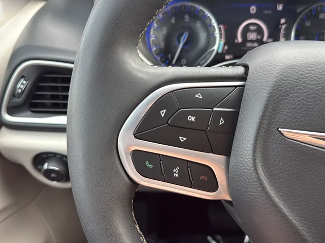 Used 2024 White Chrysler Touring L image 39