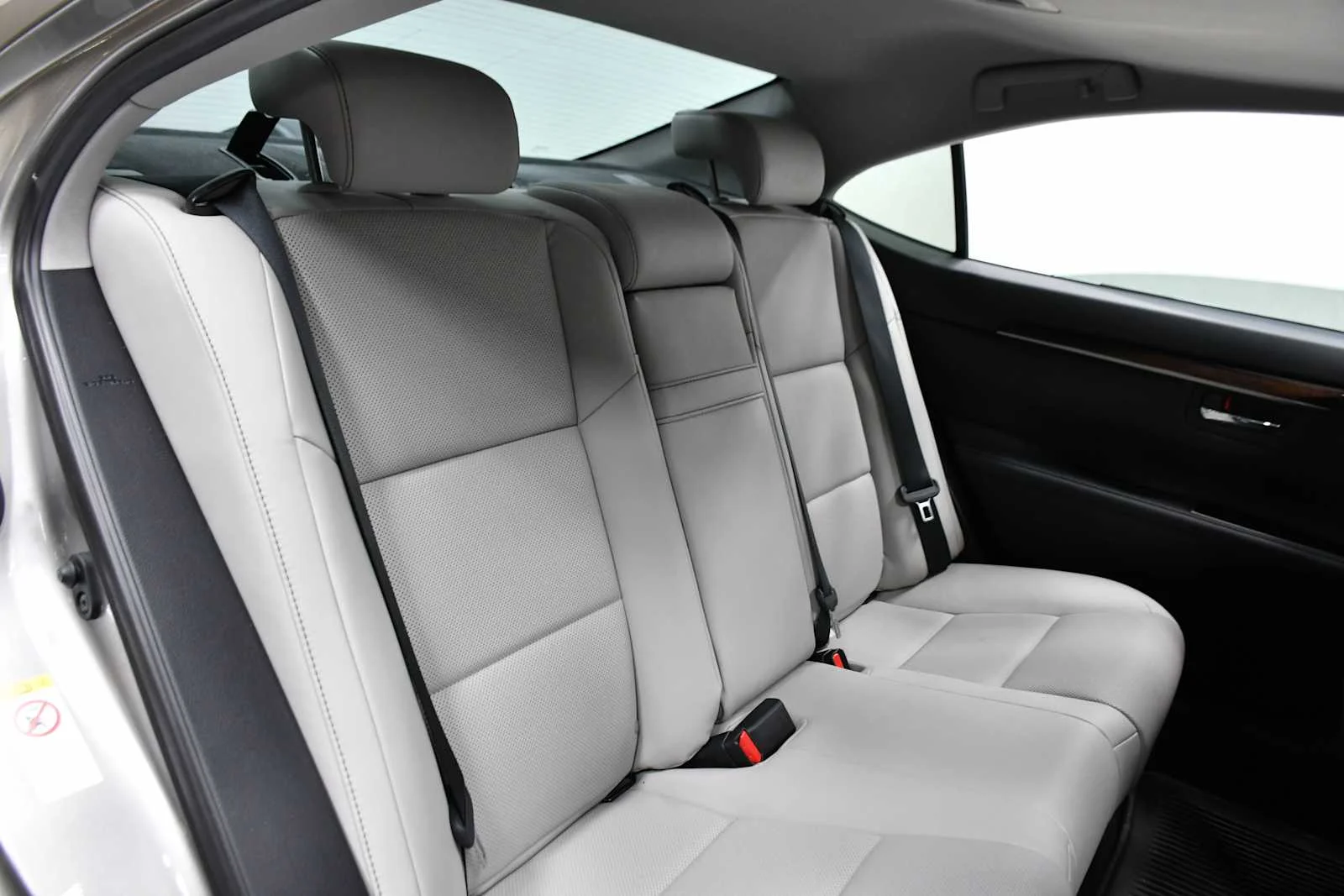 Used 2017 Atomic Silver Lexus  image 26