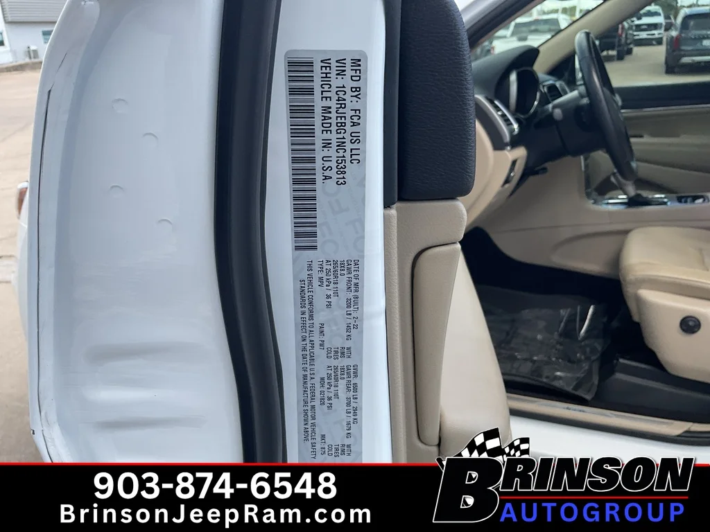 Used 2022 Bright White Clearcoat Jeep Limited image 36