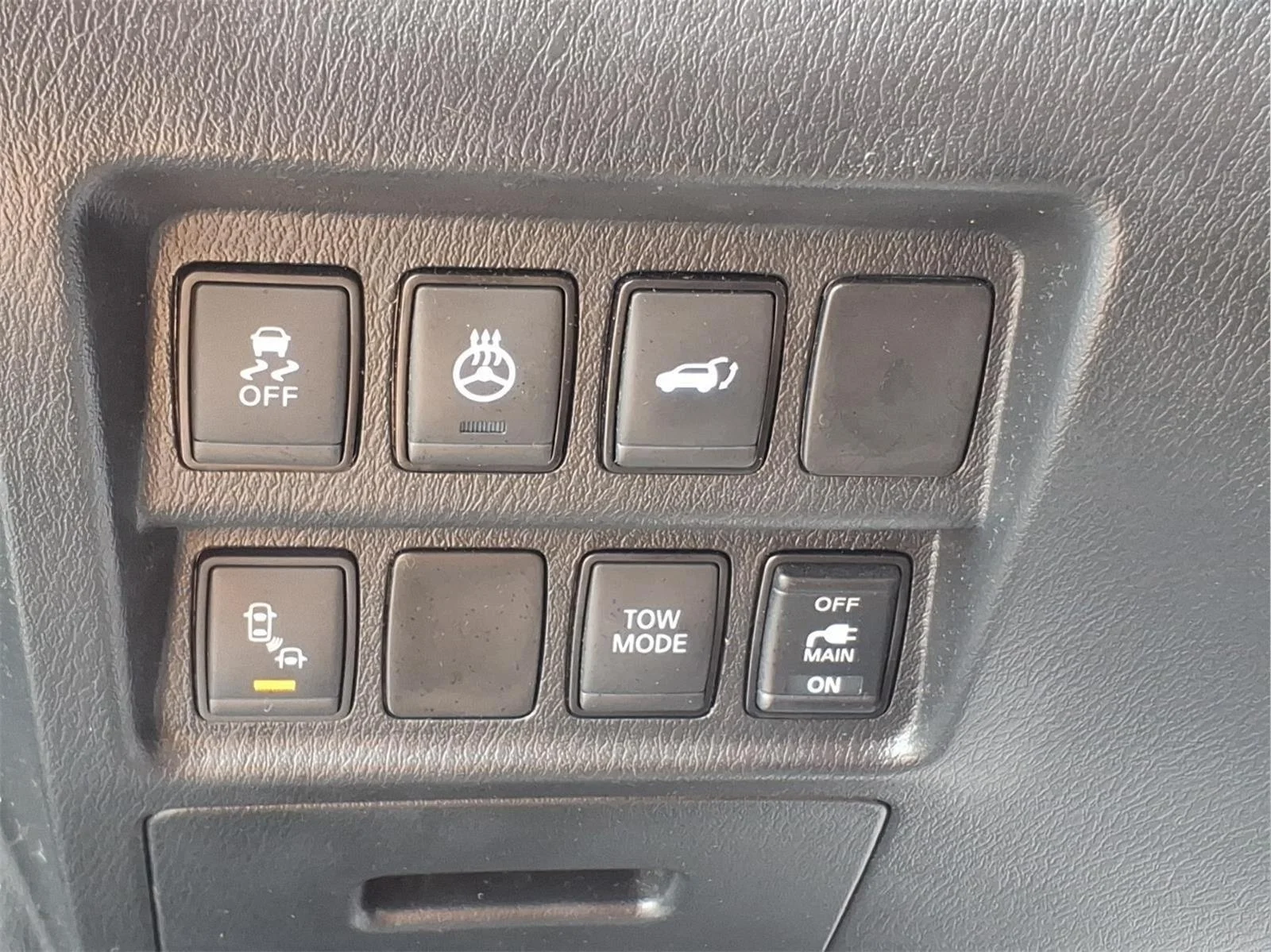 Used 2020 Magnetic Black Pearl Nissan SL image 18