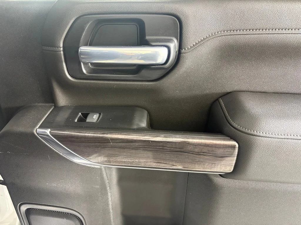 Used 2022 Silver Chevrolet LTZ image 18