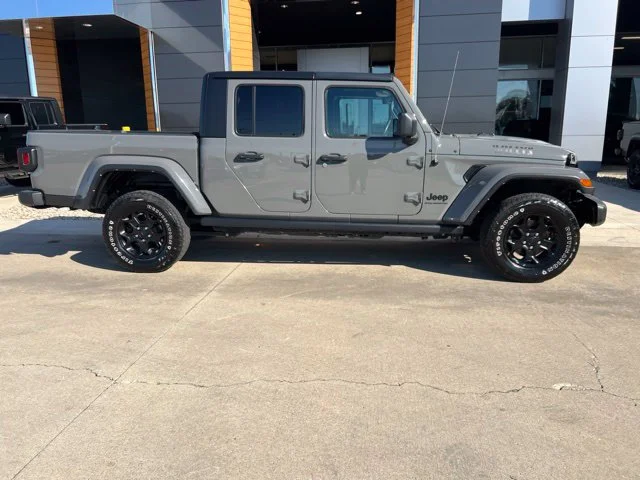 Used 2023 Gray Jeep Willys image 2