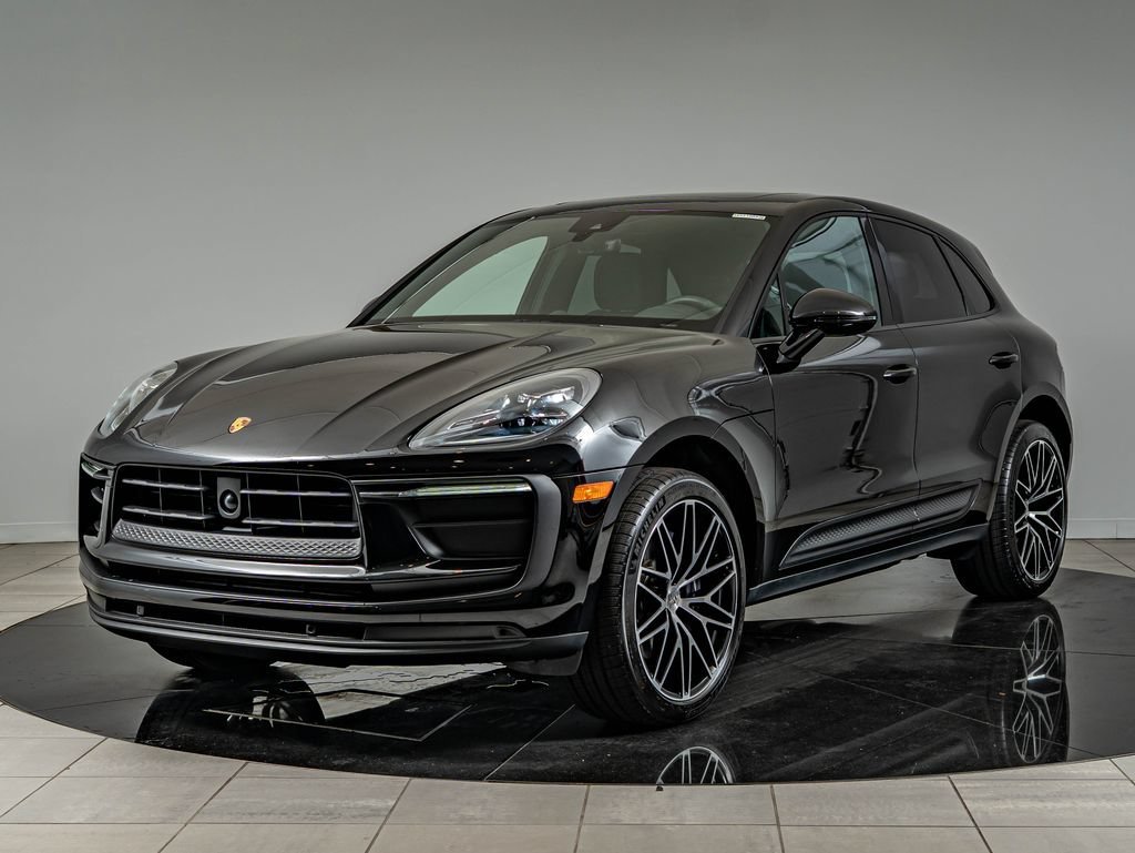 2026 Porsche Macan T's photo