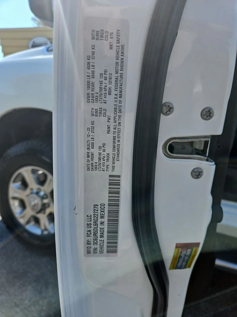 Used 2024 Bright White Clearcoat Ram Big Horn image 29