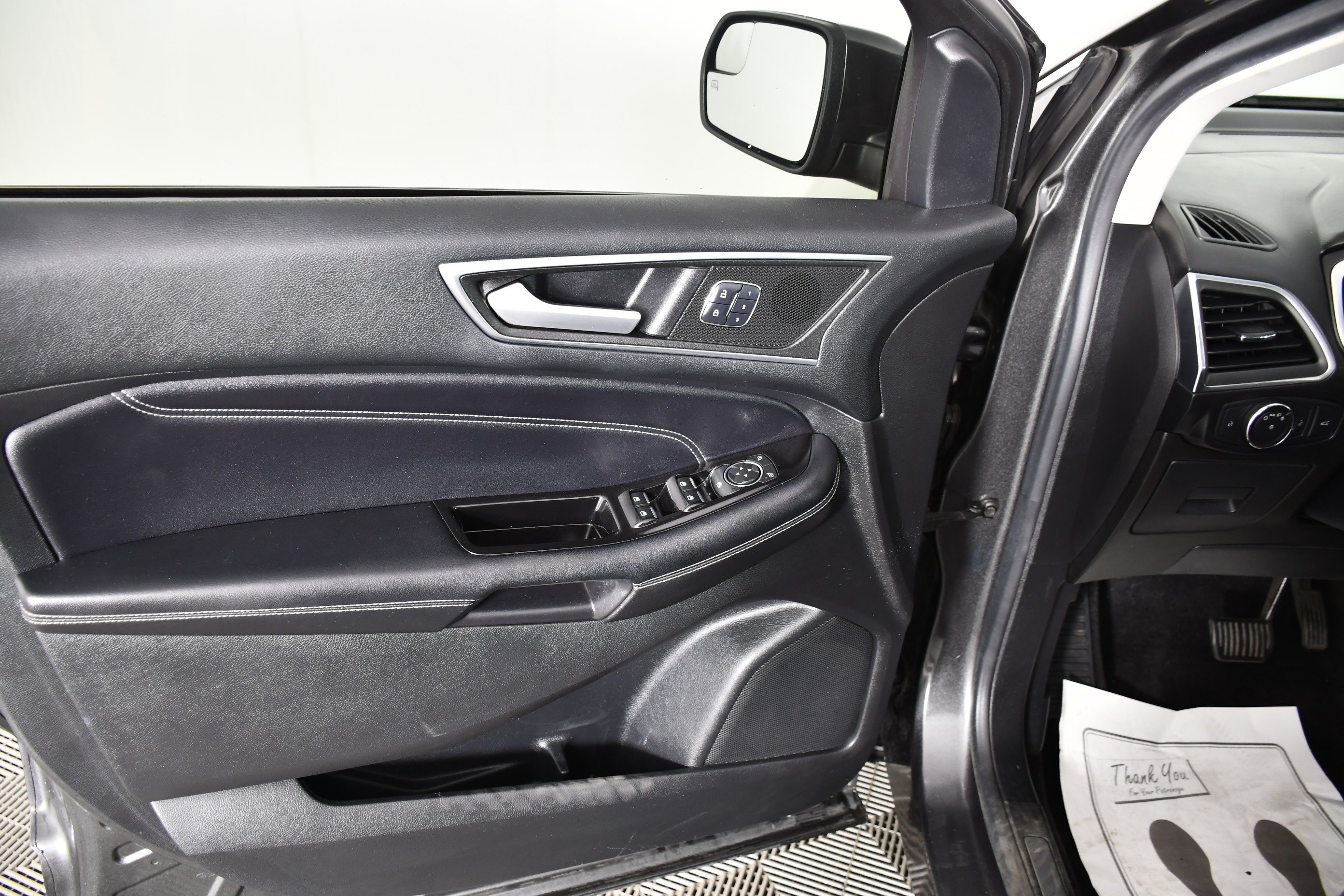 Used 2016 Magnetic Ford Titanium image 36