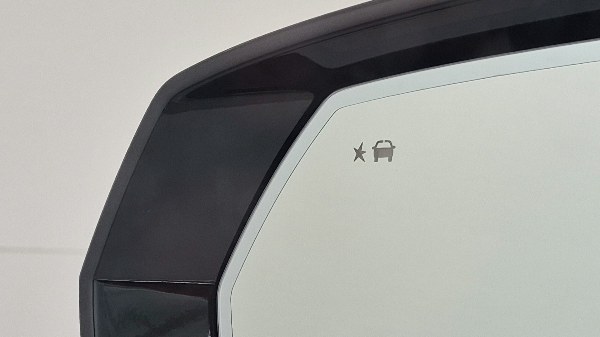 New 2026 Polar White Tricoat Chevrolet Premier image 11
