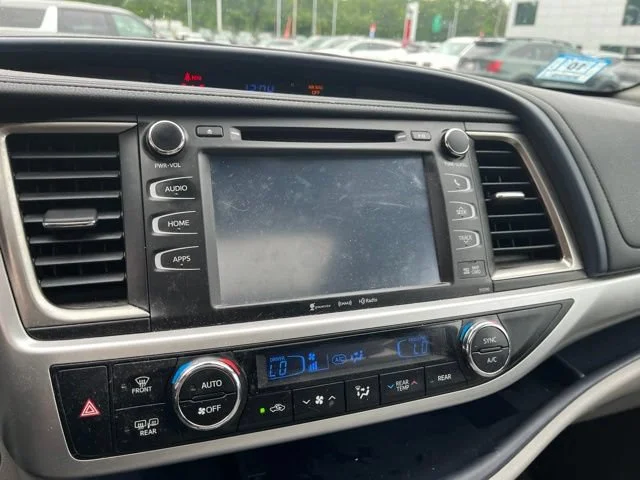 Used 2019 Midnight Black Metallic Toyota XLE image 16