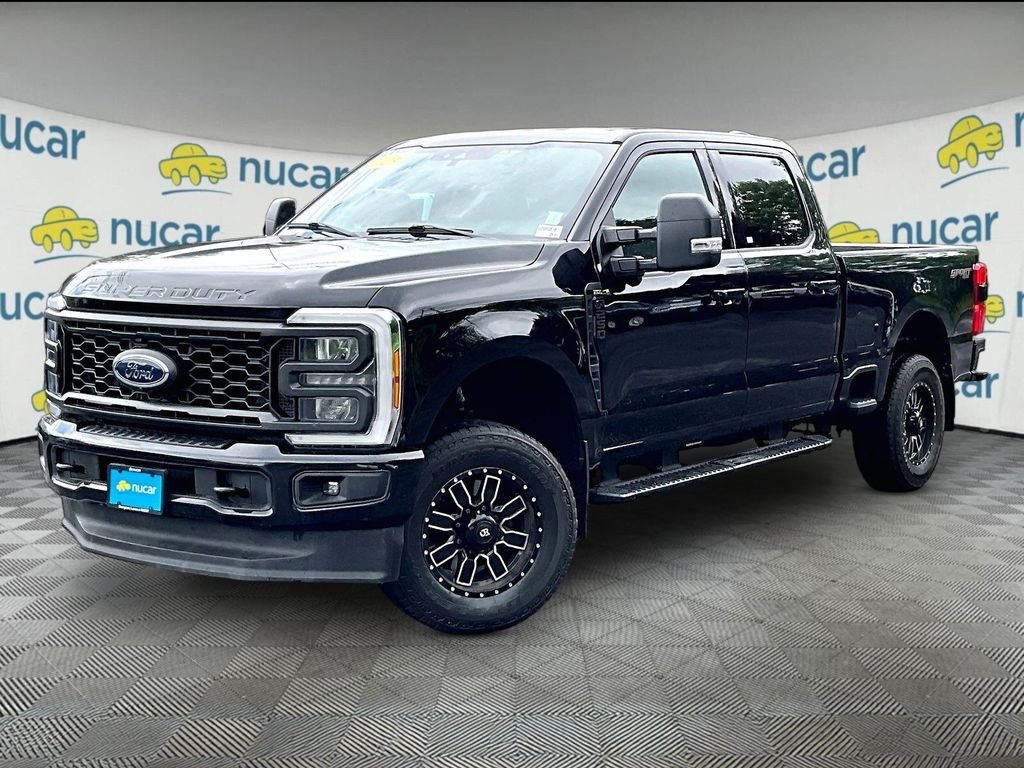 Used 2023 Black Ford XLT image 3
