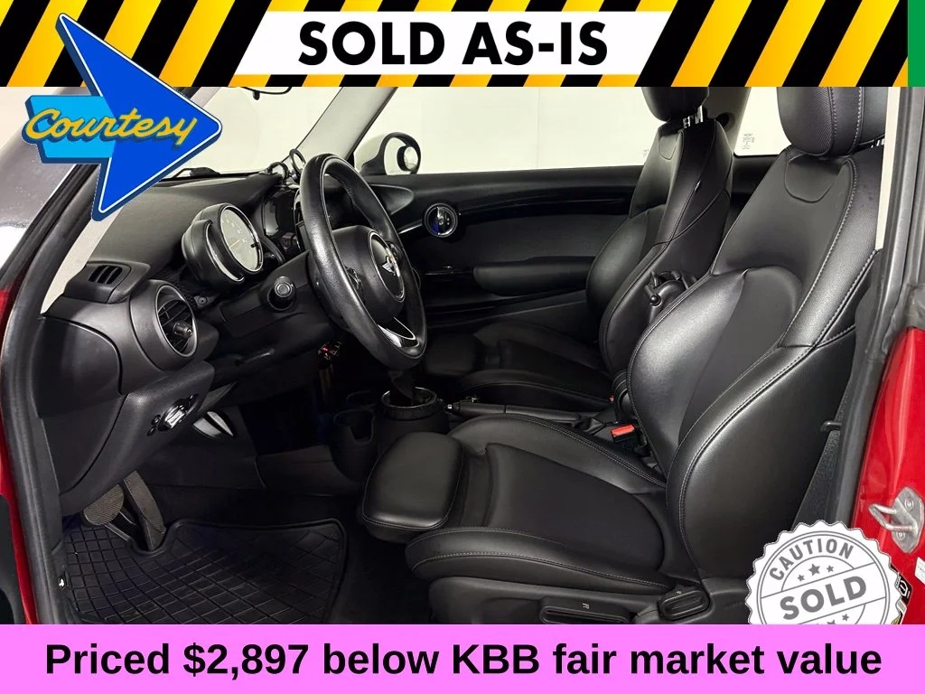 Used 2015 Red MINI Base image 14
