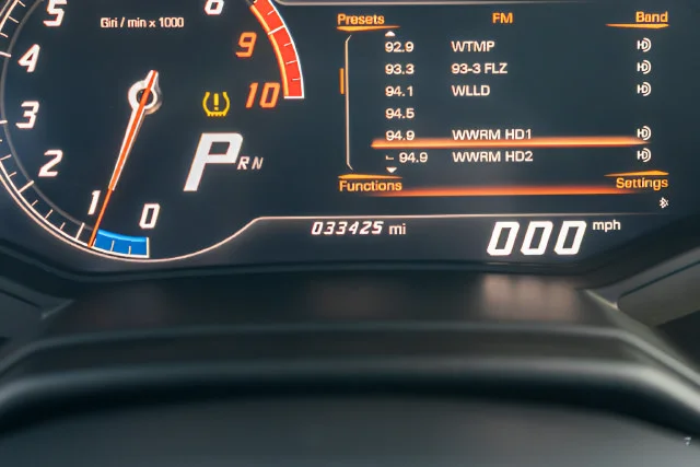 Used 2016  Lamborghini  image 42