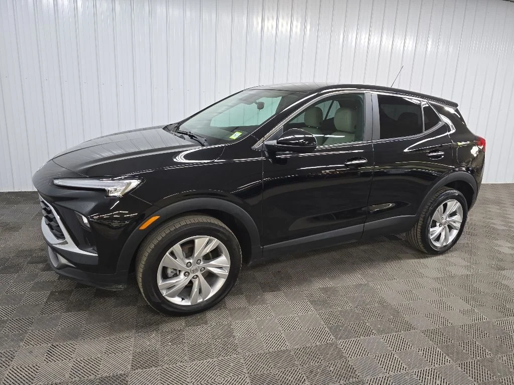 Used 2024 Black Buick Preferred image 6